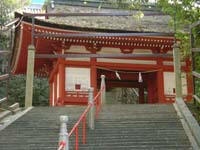 北随神門の画像を拡大表示